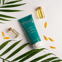 Laden Sie das Bild in den Galerie-Viewer, Körpermilch - Regenerierend & Feuchtigkeitsspendend - 200 mL